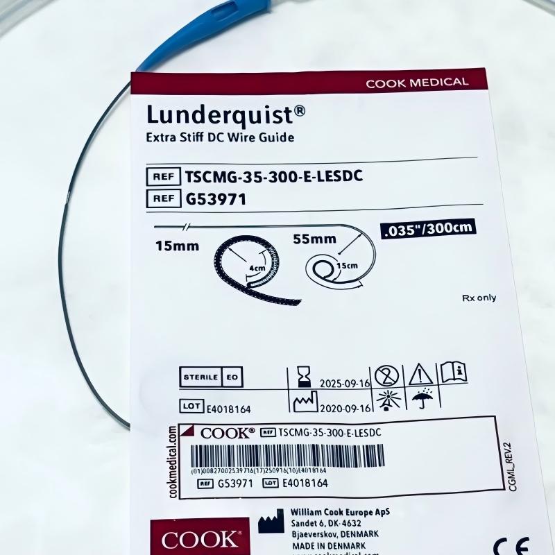 Cook Lunderquist Extra-Stiff tapered aortic exchange guidewire